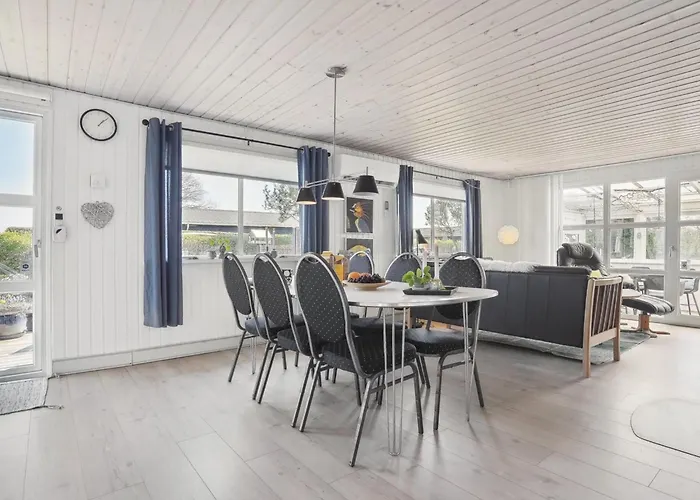 Anisa - 400m From The Sea By Interhome Holiday home