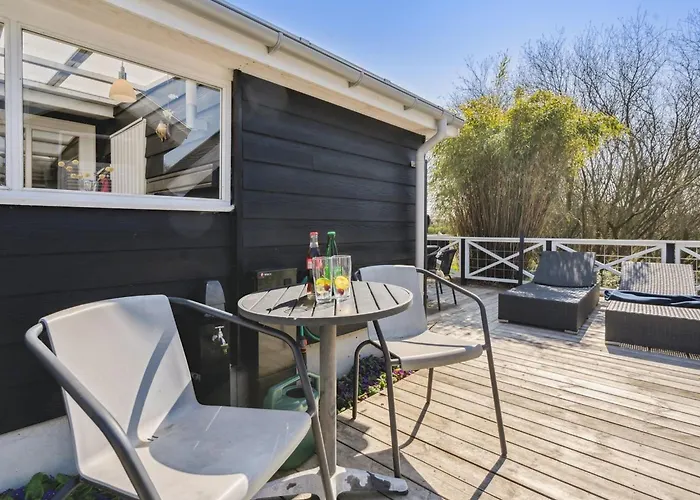 Anisa - 400m From The Sea By Interhome